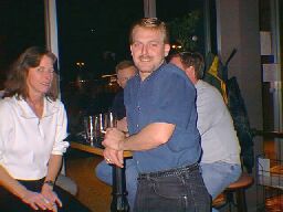 0211_008a.jpg (11076 bytes)